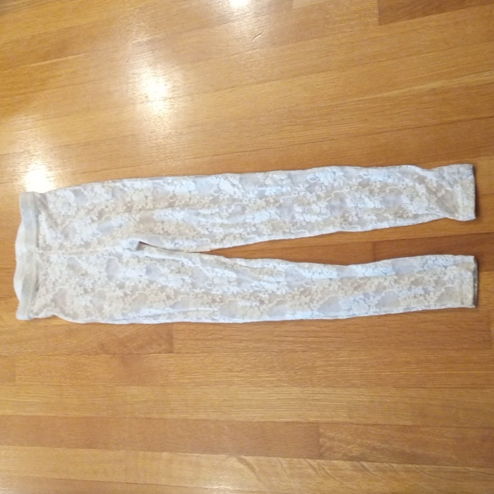Delicate Cream Floral Lace girls Tights Small